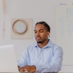 Empreendedorismo Digital: Como a Tecnologia Ajuda Pequenos Negócios a Crescer